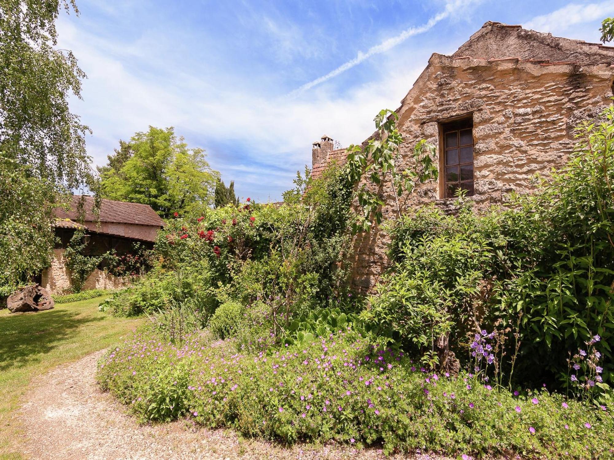 Cottage In Les Eyzies De Tayac Sireuil With Pool Meyrals Екстер'єр фото